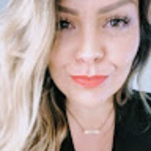 Meet your Posher, Alicia